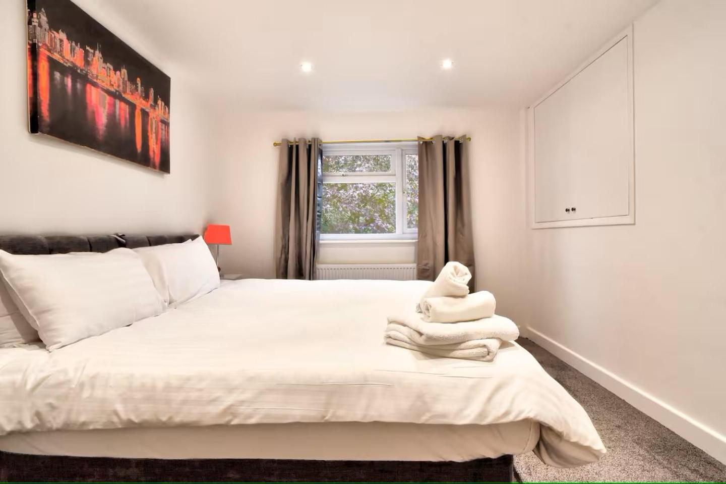 Amazing Beautiful King Size Bedroom 1 - Heybridge  ภายนอก รูปภาพ